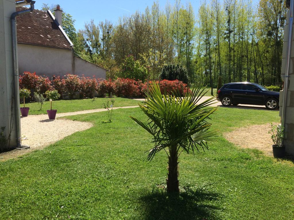 Gite Du Ruisseau De La Renne Thesee Exterior photo